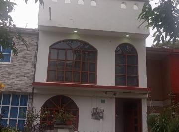 Casa en condominio de 7 habitaciones, Iztapalapa · Casa en Condominio Privado; Parque Cuemanco, Plaza Las Antenas, Fave Sedena