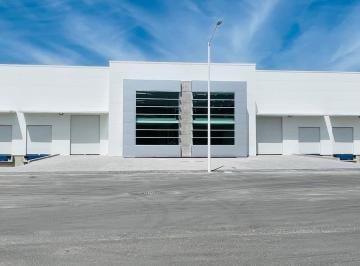 Bodega comercial · 866m² · Bodega Industrial en Venta Zona Salida a La Cdmx, Marqués, Querétaro | 867 m² | $15.70 Mdp. Gps