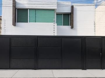 Oficina · 260m² · Casa en Venta en San Jerónimo León Guanajuato