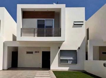 Casa de 3 habitaciones, Saltillo · Casa en Renta Terranova