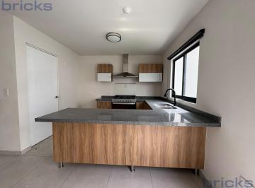 Casa en condominio · 155m² · 3 Recámaras · 2 Estacionamientos · Casa en Renta en El Mirador | Amplio Jardín, 3 Recámaras y Amenidades