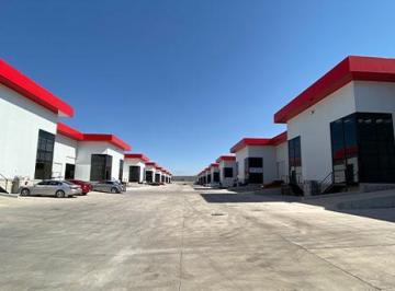 Bodega comercial · 870m² · 6 Estacionamientos · Bodega Industrial en Venta Zona Carretera 57, Pedro Escobedo, Querétaro | 1,140 m² | $16 Mdp. Gps