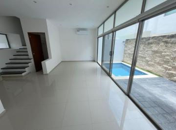 Casa de 3 habitaciones, Benito Juárez · Casa en Renta en Residencial Arbolada Av Huayacán Cancun