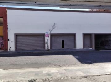 Local comercial · 1800m² · 12 Estacionamientos · Local en Renta o Venta Centro Celaya