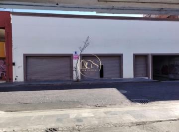 Local comercial · 1800m² · 12 Estacionamientos · Local en Renta o Venta Centro Celaya
