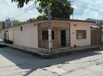 Casa de 2 habitaciones, Poza Rica de Hidalgo · Renta de Casa de Una Planta en Colonia Manuel Avila Camacho, Poza Rica
