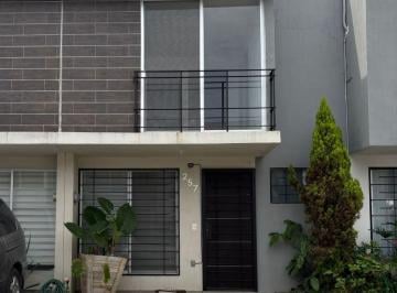 Casa en condominio de 2 habitaciones, Zapopan · Casa en Renta La Moraleja