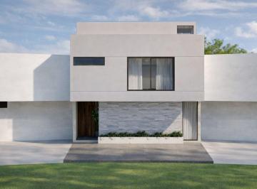 Casa de 3 habitaciones, Zapopan · Exclusiva Residencia en Venta o Renta Valle Imperial Coto Avellano Sección Bosques