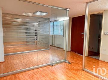 Oficina · 70m² · 3 Recámaras · 1 Estacionamiento · Oficina en Renta en La Colonia Roma - con Estacionamiento Propio