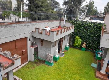 Casa de 1 habitación, Tláhuac · Casa en Esquina con Jardin