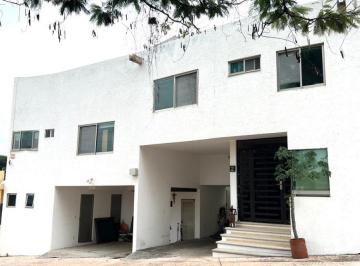 Casa de 3 habitaciones, Cuernavaca · Bonita y Amplia Residencia en Condominio en Lomas del Mirador, Cuernavaca Morelos