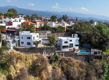 Casa · 333m² · 4 Recámaras · 3 Estacionamientos · Casa en Venta en Cuernavaca Morelos