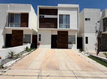 Casa · 3 Recámaras · 2 Estacionamientos · Renta de Casa en Fracc Valle de San Pedro Cerrada de San Luis Cerca de Campus Uach II