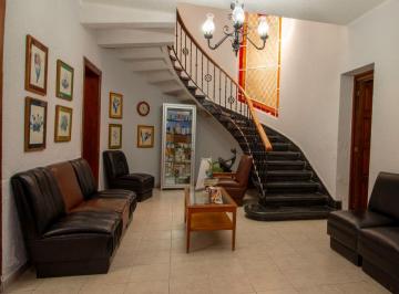 Casa de 8 habitaciones, Cuauhtémoc · Casa en Venta con Uso de Suelo Comercial en Condesa / House With Commercial Land Use in Condesa