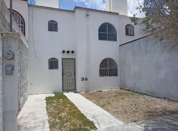 Casa de 3 habitaciones, Corregidora · Casa en Renta Misión de Santa Sofía, de 90 m² con 3 Recámaras.