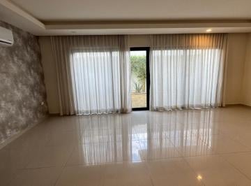 Casa · 290m² · 3 Recámaras · 2 Estacionamientos · Casa en Venta Jardines del Country