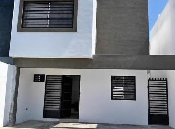 Casa · 98m² · 2 Recámaras · 2 Estacionamientos · Casa en Venta en Fraccionamiento Muran, en Apodaca