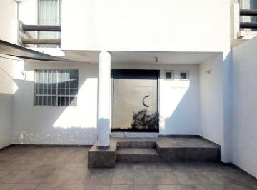 Casa de 3 habitaciones, Corregidora · Se Vende Hermosa Casa