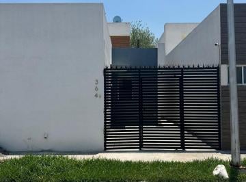Casa de 3 habitaciones, Ramos Arizpe · Casa Ejecutiva Contemporánea en Renta