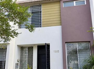 Casa · 103m² · 2 Recámaras · 2 Estacionamientos · Casa en Venta en Col. El Fortin, Zapopan, Jalisco.