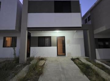 Casa de 3 habitaciones, Apodaca · Casa Para Estrenar