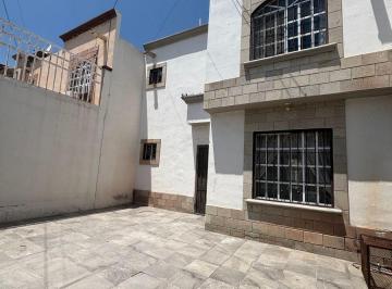 Casa de 3 habitaciones, Ramos Arizpe · Casa Amueblada Renta Ramos Arizpe Lomas del Valle