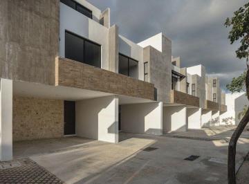 abcff89b450e279c1e92ffec1a00f1a7f0f4d2f1ffcacb3d9b4b00157cfecc8d · Townhouse en Venta en Privada en Chablekal, Yucatán.