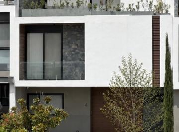 Casa de 4 habitaciones, Querétaro · Casa en Venta en Privada El Olmo, Querétaro | Comodidad y Excelente Ubicación
