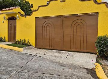 Casa · 190m² · 3 Recámaras · 2 Estacionamientos · Venta de Casa en Zona Norte de Cuernavaca