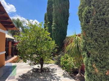 c958f60f39fbef556f2edb7bd6f3f576e01213e291d80f06e5a08b49702266fd · Casa en Venta en un Nivel en Juriquilla Santa Fe con Acceso Controlado.