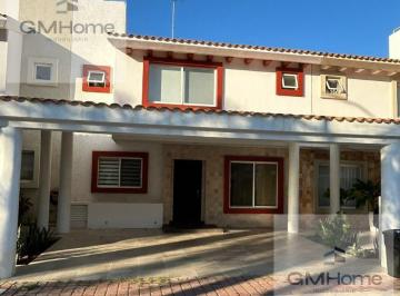 Casa · 190m² · 3 Recámaras · 2 Estacionamientos · Casa en Renta en El Secreto