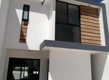 Casa · 135m² · 3 Recámaras · 2 Estacionamientos · Casa en Venta Pedregal de Schoenstatt
