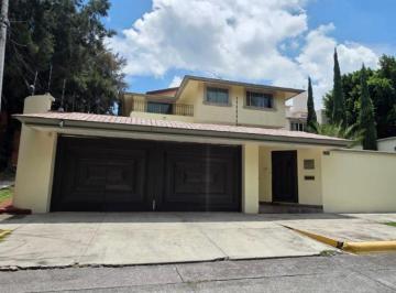 Casa de 3 habitaciones, Naucalpan de Juárez · Casa en Venta en Ciudad Satélite, Naucalpan, Estado de México