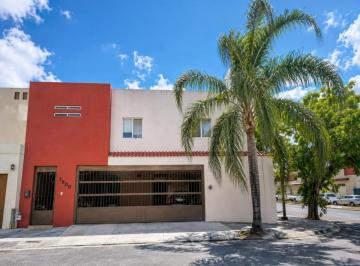 1 · Casa en Venta en Bosques del Contry