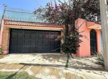 eec5b9eb76f440aa08e2d76f2e820ee4984aa9313aebc1367031b41a679fbdfe · Huaxtla Casa en Venta a Espaldas de Finca Alofa