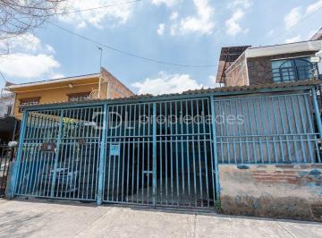 fc92a4dbab26992702b3c324123ad6da19e09279ba6c70dc3c9e99faa079b371 · Bodega en Venta Sobre Av 08 de Julio