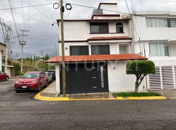 Casa · 185m² · 3 Recámaras · 2 Estacionamientos · Casa en Renta, Altnata 2d Seccion