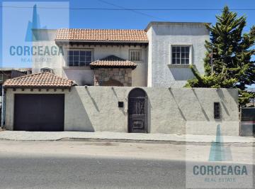 Casa · 180m² · 4 Recámaras · 4 Estacionamientos · Casa - Col. Libertad