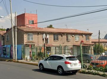 Casa de 2 habitaciones, Iztapalapa · Casa en Venta en La Av Manuel Escandón, Iztapalapa, Cdmx.