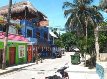 Terreno / Lote · 212m² · Terreno Habitacional, Isla Mujeres, Cancun, Q. Roo.