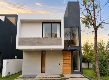 Casa de 3 habitaciones, Zapopan · Casa en Renta en Parques Vallarta Zapopan
