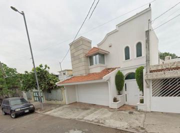 Casa de 3 habitaciones, Veracruz · Bellisima Propiedad Ubicada a 5 Min de Playa Villa del Mar, Veracruz
