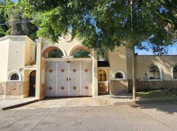 Casa de 4 habitaciones, Guadalajara · Casa Comercial en Renta, a Dos Cuadras del Zoologico Guadalajara, Ideal Para Salon de Eventos U Hote
