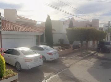 Casa de 4 habitaciones, Mazatlán · Casa en Venta en Sabalo Country Club