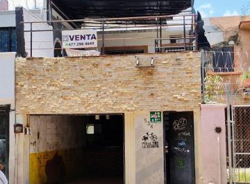 Inmueble productivo urbano , León · Casa Comercial en Venta Para Remodelar