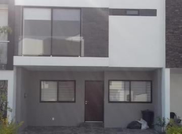 Casa · 92m² · 1 Recámara · 2 Estacionamientos · Casa - Bosques de Santa Anita