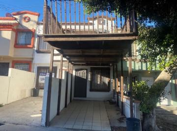 Casa · Casa en Venta en Residencial Aguacaliente