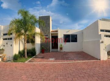 Casa de 2 habitaciones, Tequisquiapan · Hermosa Casa en Venta en Tequisquiapan
