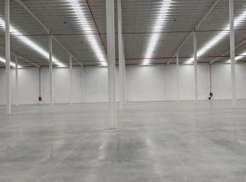 Nave industrial , Cuautitlán Izcalli · Nave en Renta en Cuautitlan de 10,000 m², Amplio Patio de Maniobras