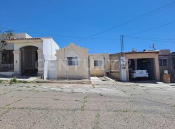 Casa · 68m² · 3 Recámaras · 1 Estacionamiento · Se Renta Casa Fracc. Colinas del Puerto en Cd. Cuauhtemoc, Chihuahua.